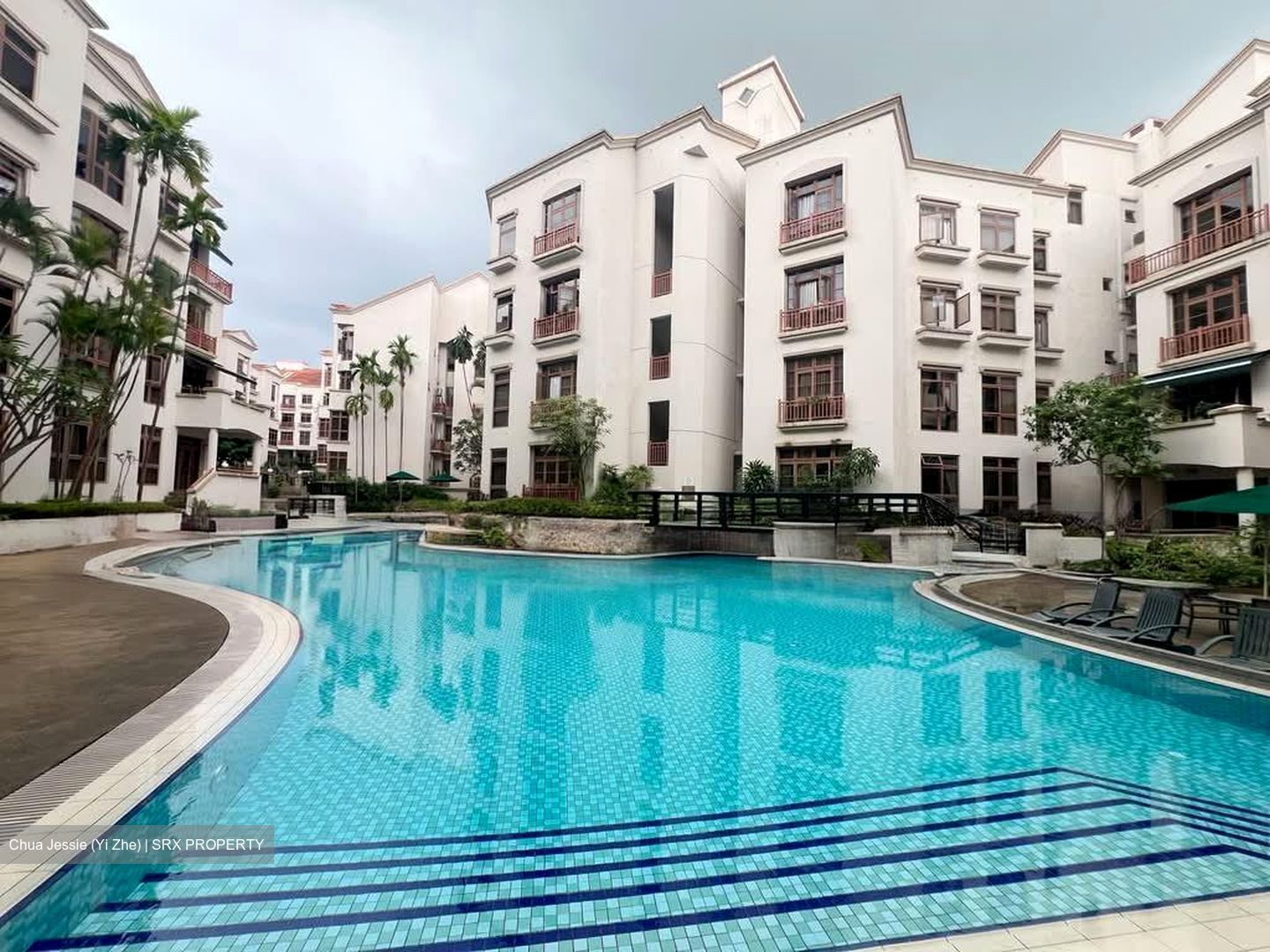 High Oak Condominium (D21), Condominium #595798101